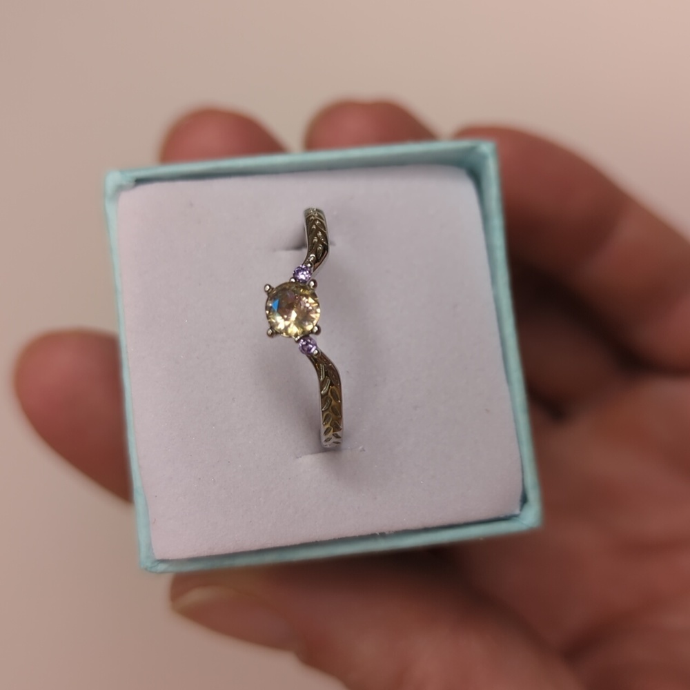 Fragrant Jewels Size 9 Ring Carnival Collection NWOT
